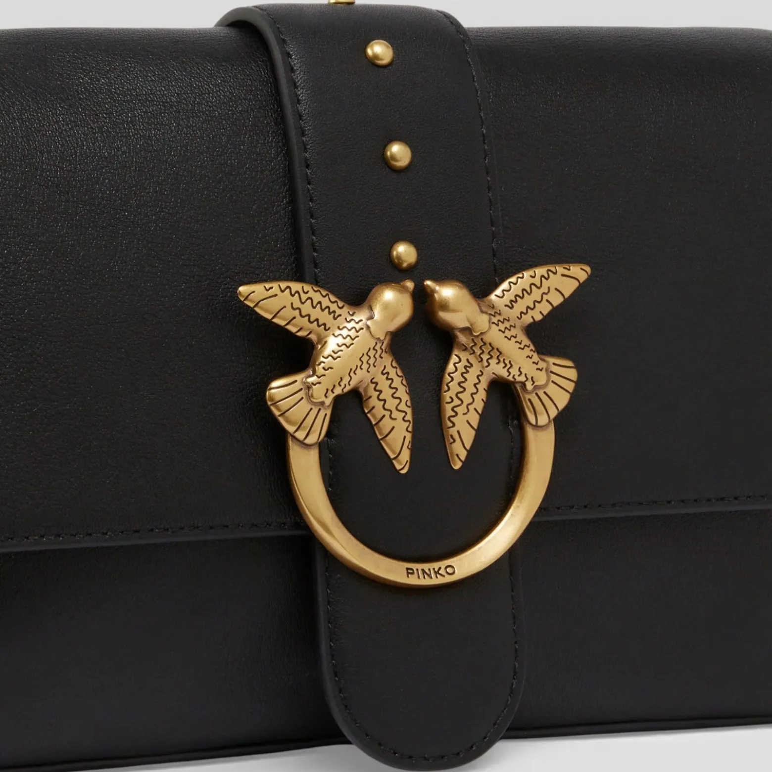 Borsa donna media a spalla Love Bag in pelle