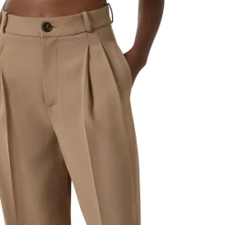 Pantaloni donna in gabardina con pinces