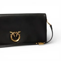 Pochette a tracolla media Love Bag Click Soft Horizontal in pelle