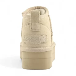 Stivale donna invernale con suola platform in pelle scamosciata